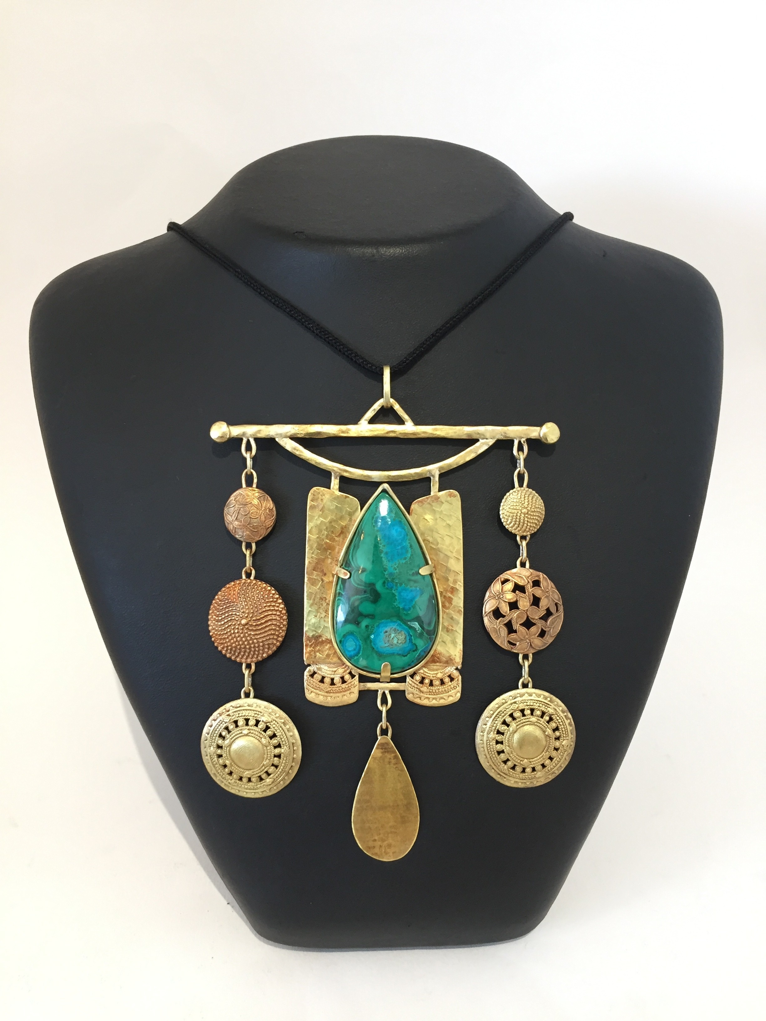 PENDENTIF 299