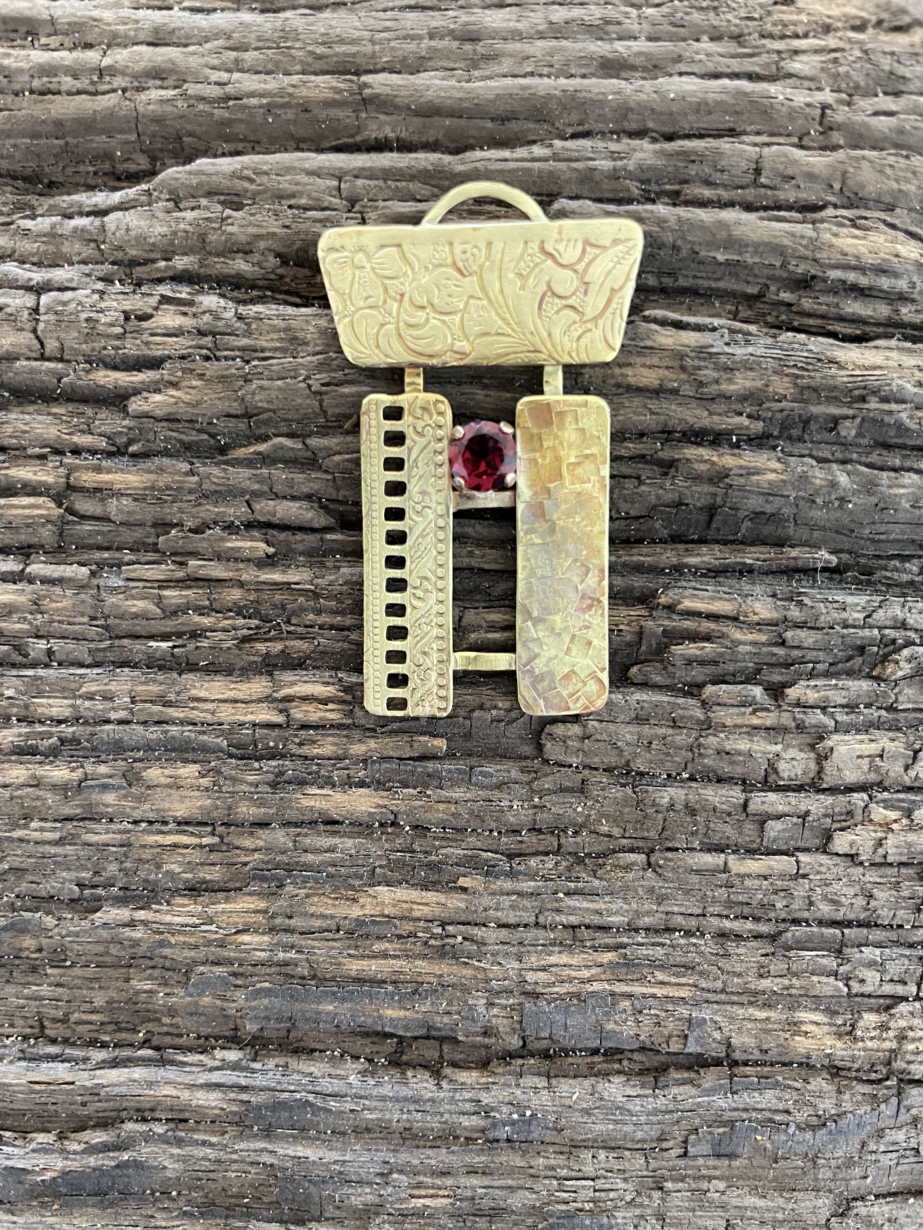 BROCHE 462