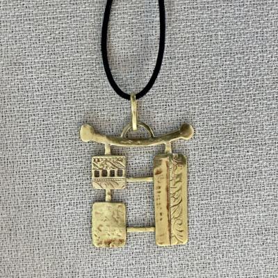 PENDENTIF 471