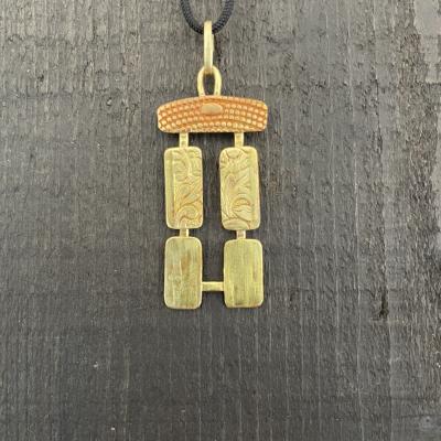 PENDENTIF 490