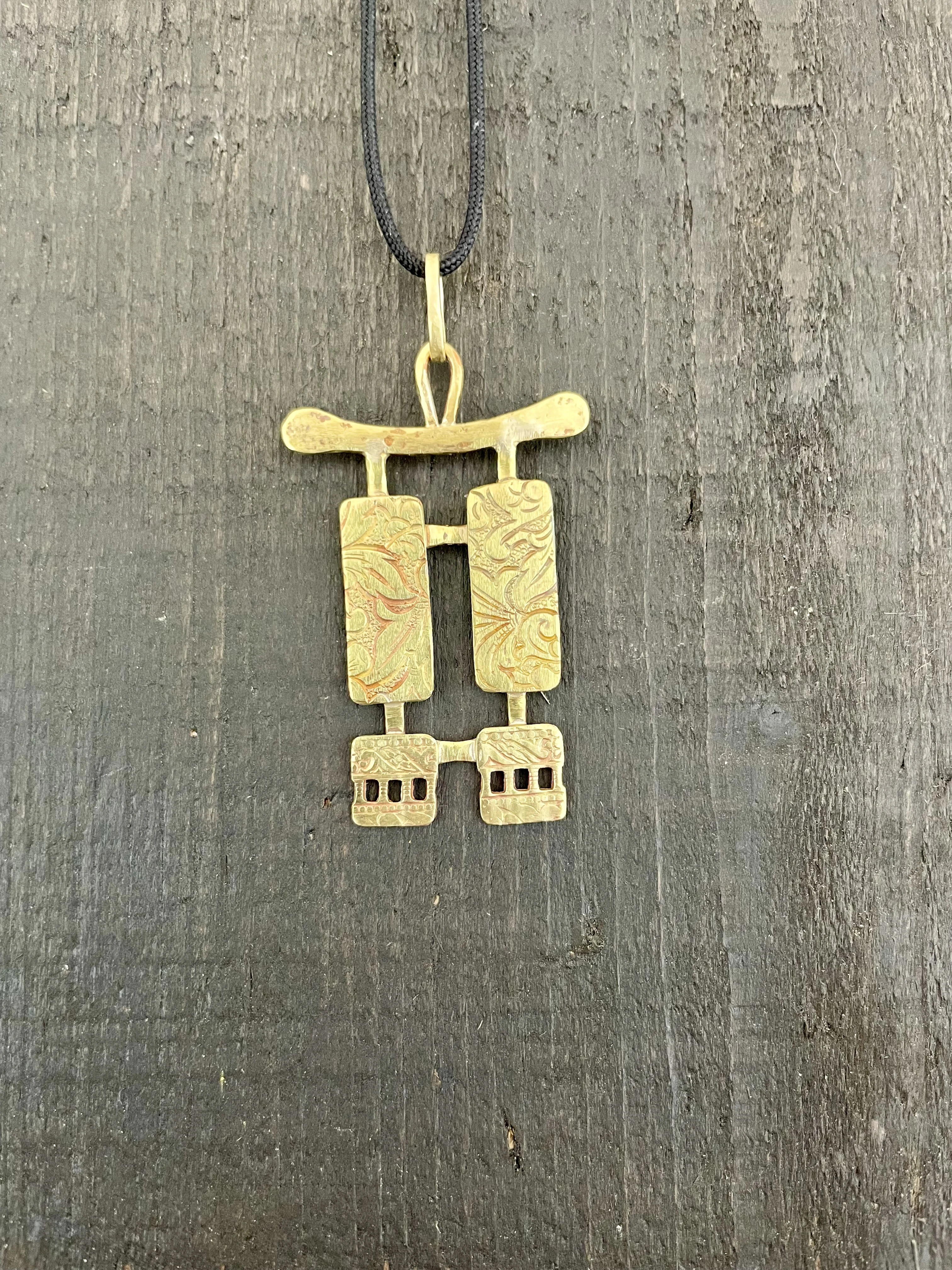 PENDENTIF 504