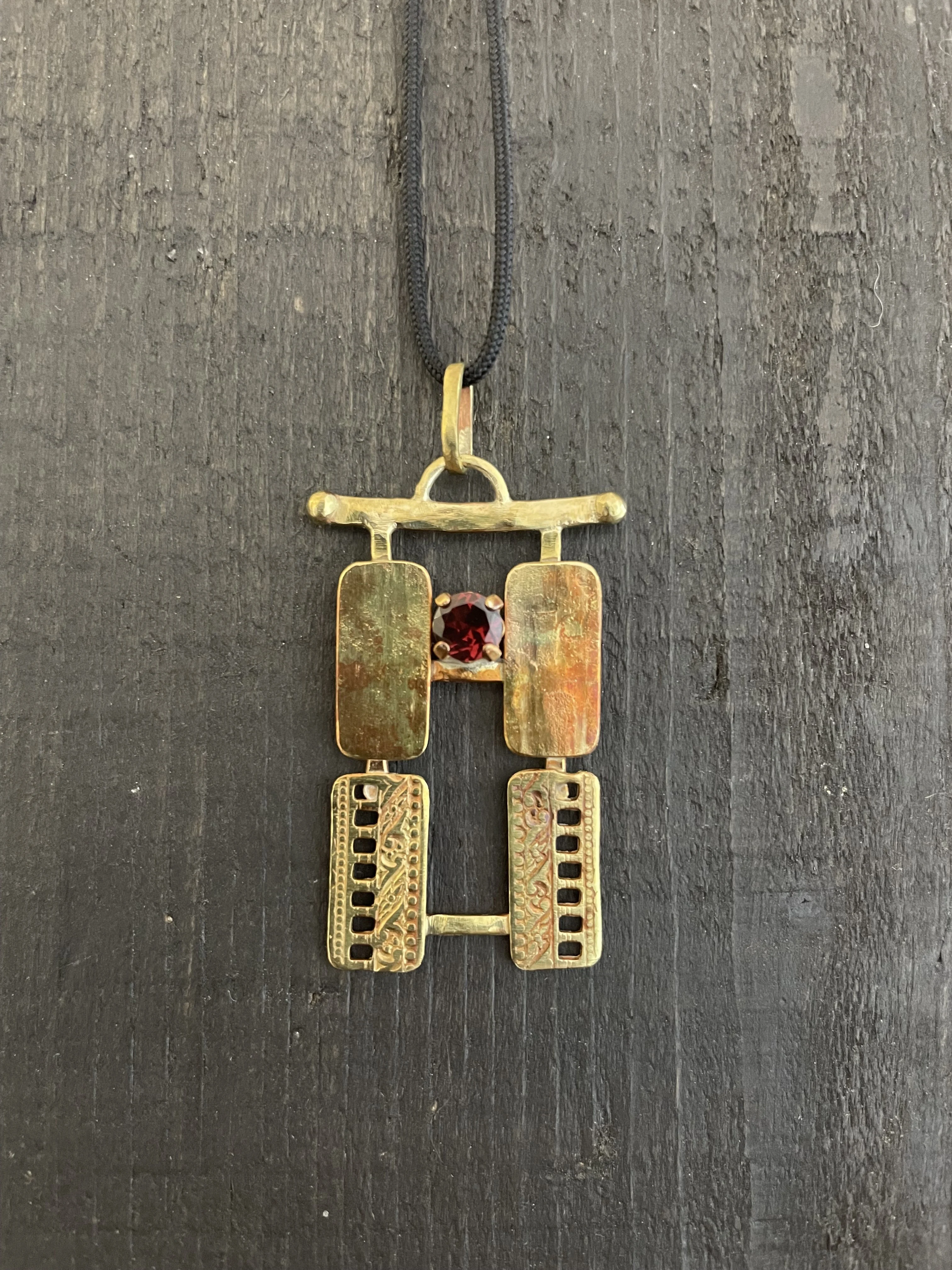 PENDENTIF 517