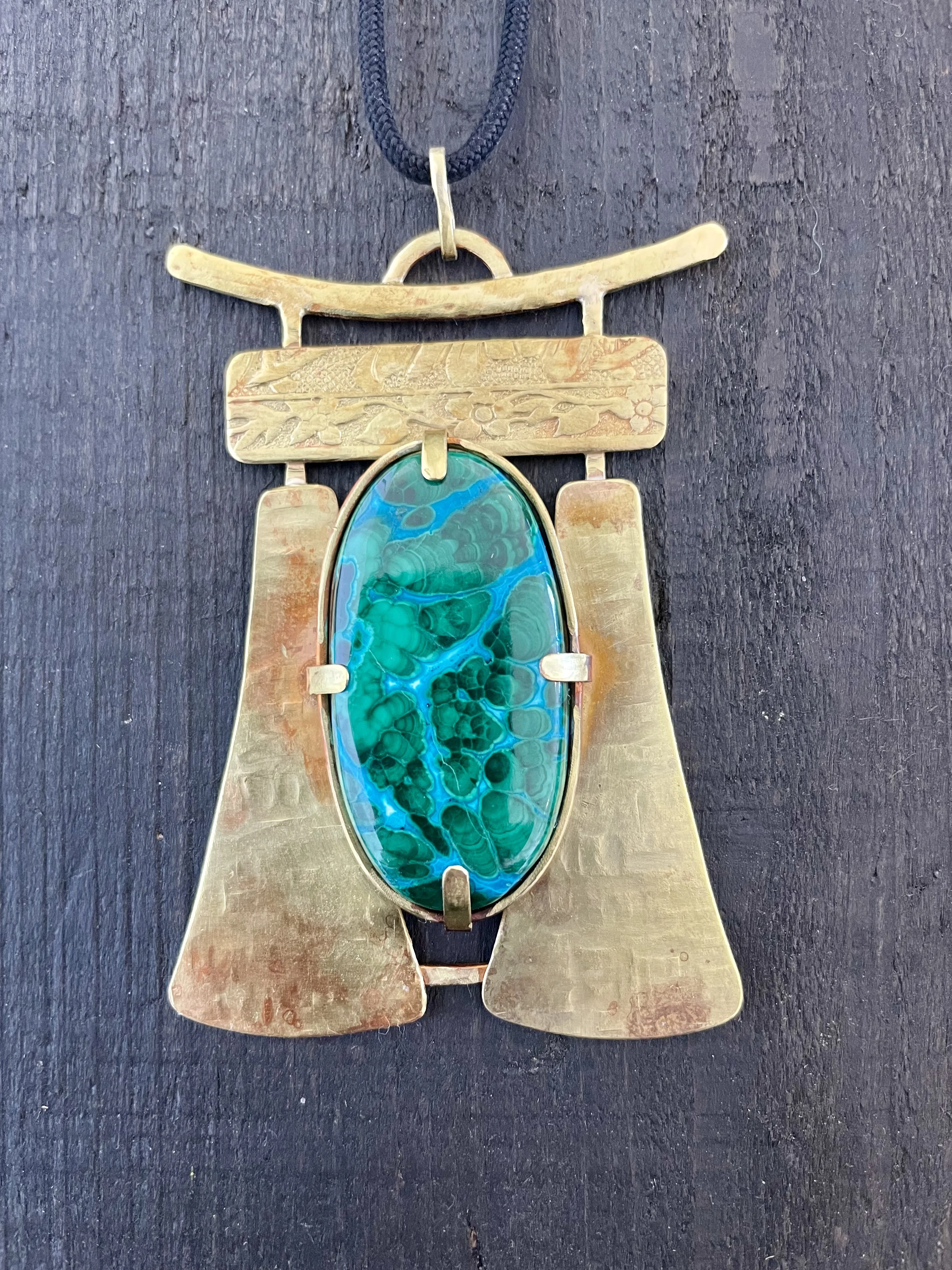 PENDENTIF 523
