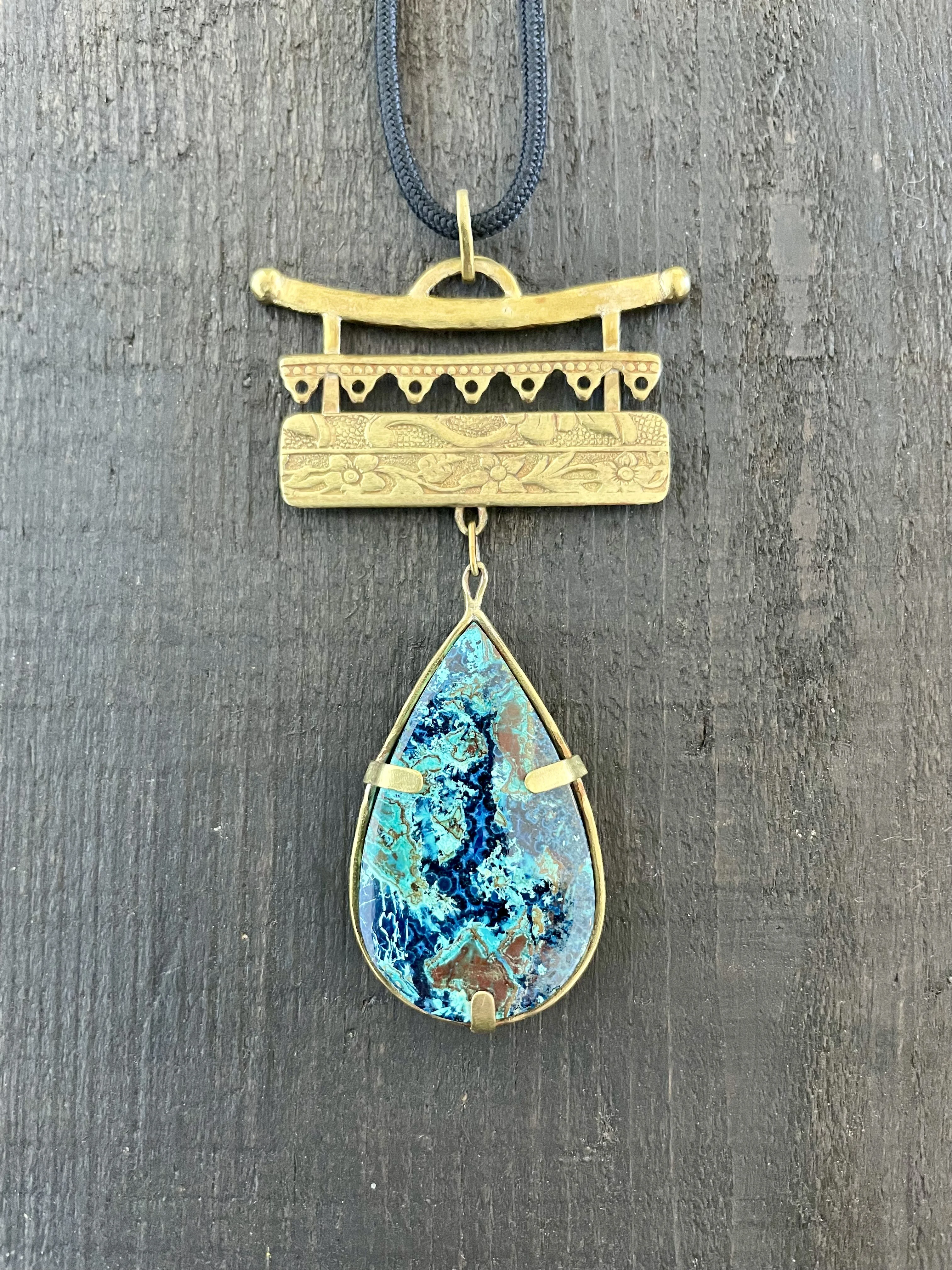 PENDENTIF 534