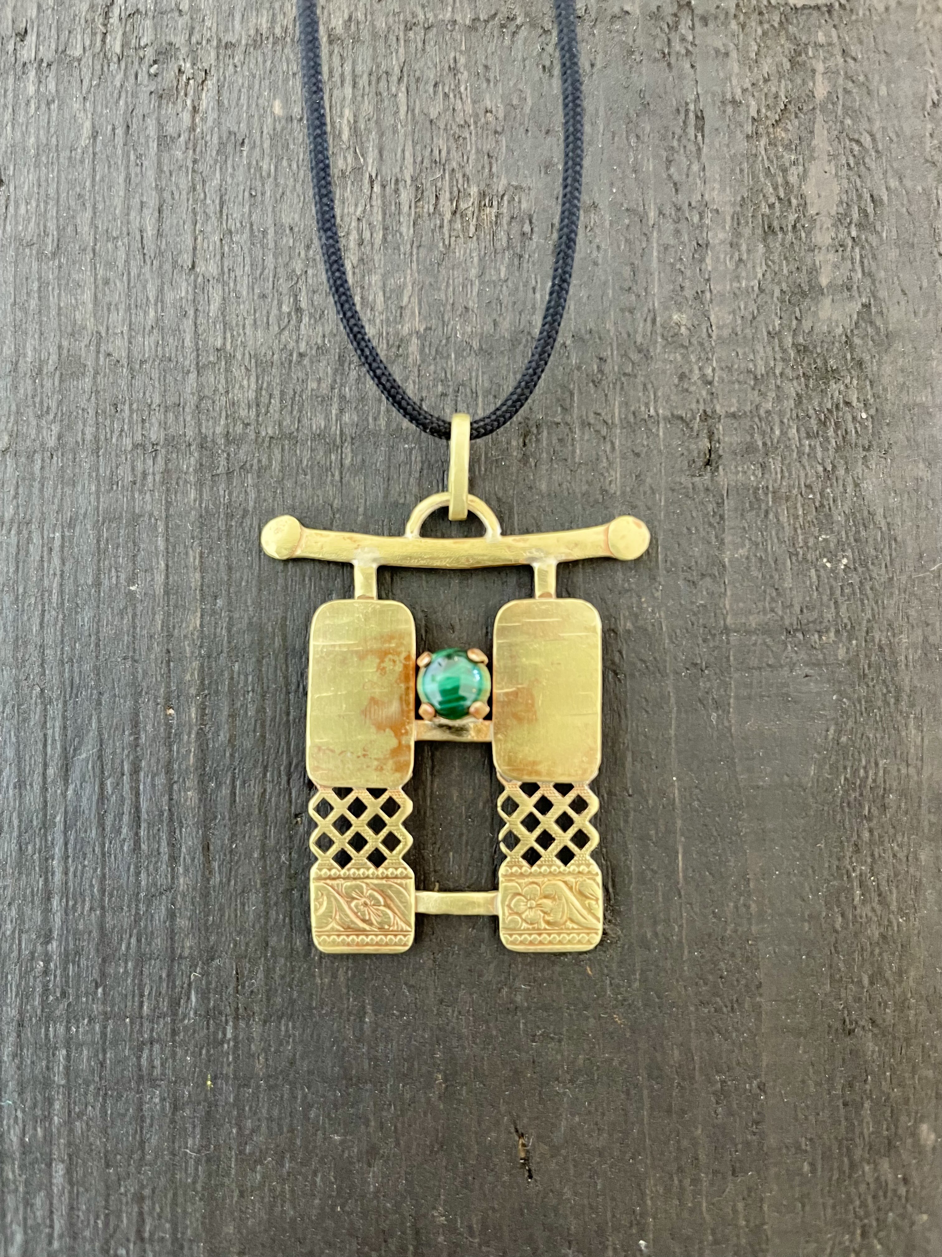 PENDENTIF 559